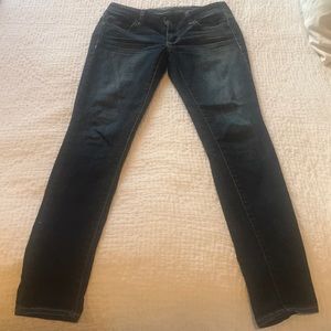 American eagle dark wash jegging. Size 2